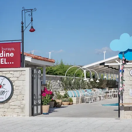 Likor Hanim Butik 2*