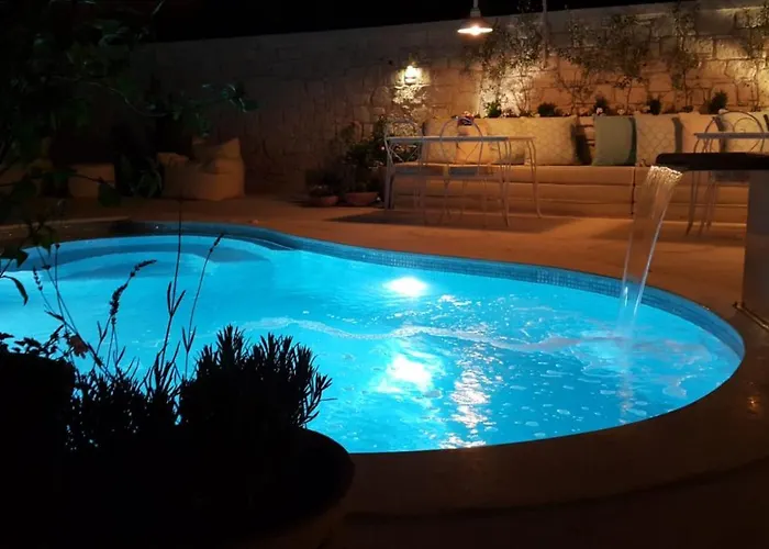 Likor Hanim Butik 2* Alaçatı